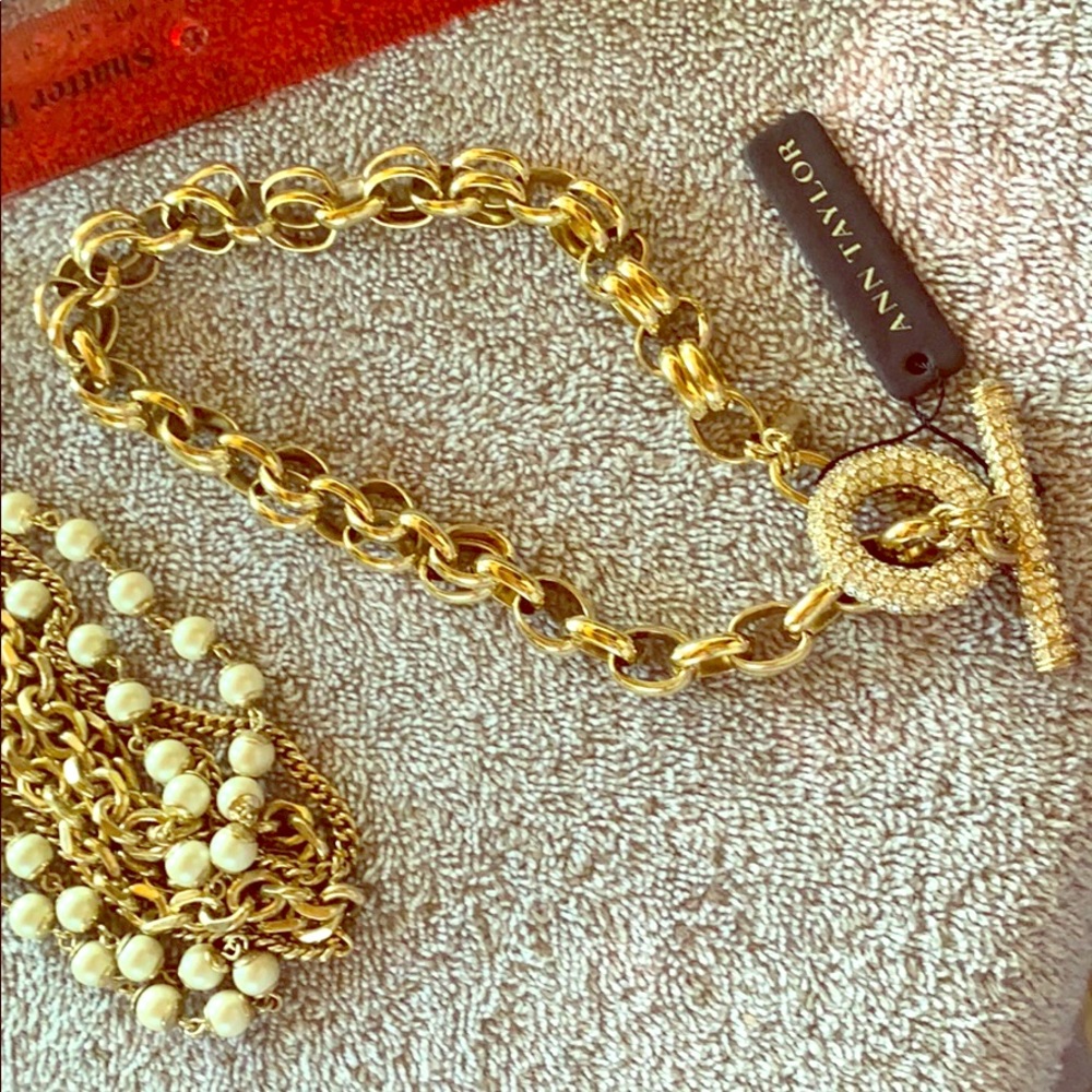 Choker gold like